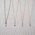 Collier Chaîne Résine Croix Strass – Image 2