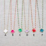 Colliers Trefle Perles Résine – Image 2